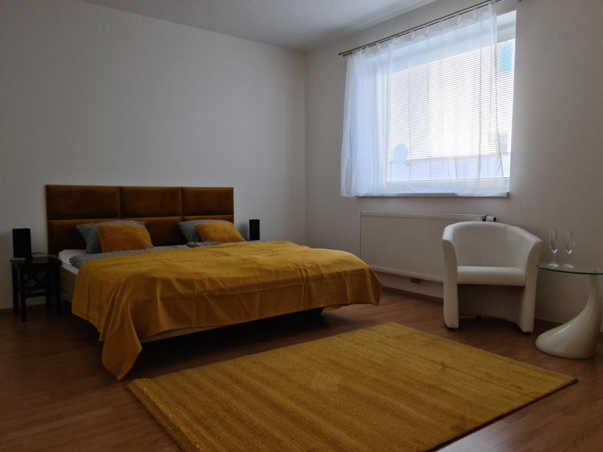 City Centre Apartments 利贝雷茨 外观 照片